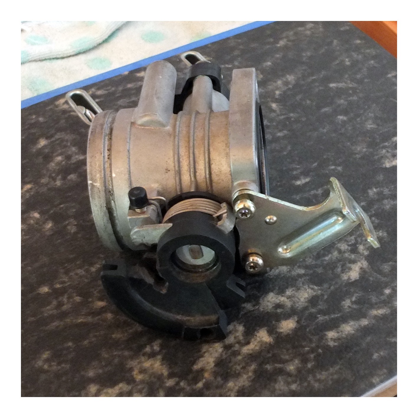 MG F boîtier admission alu 52 mm.jpg